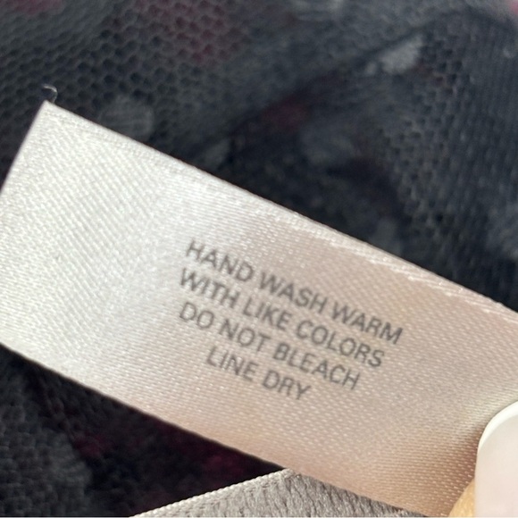 VICTORIA’S SECRET Women’s Black Pink Mesh Lace Teddy Bustier Underwire Size 34C - Picture 11 of 11